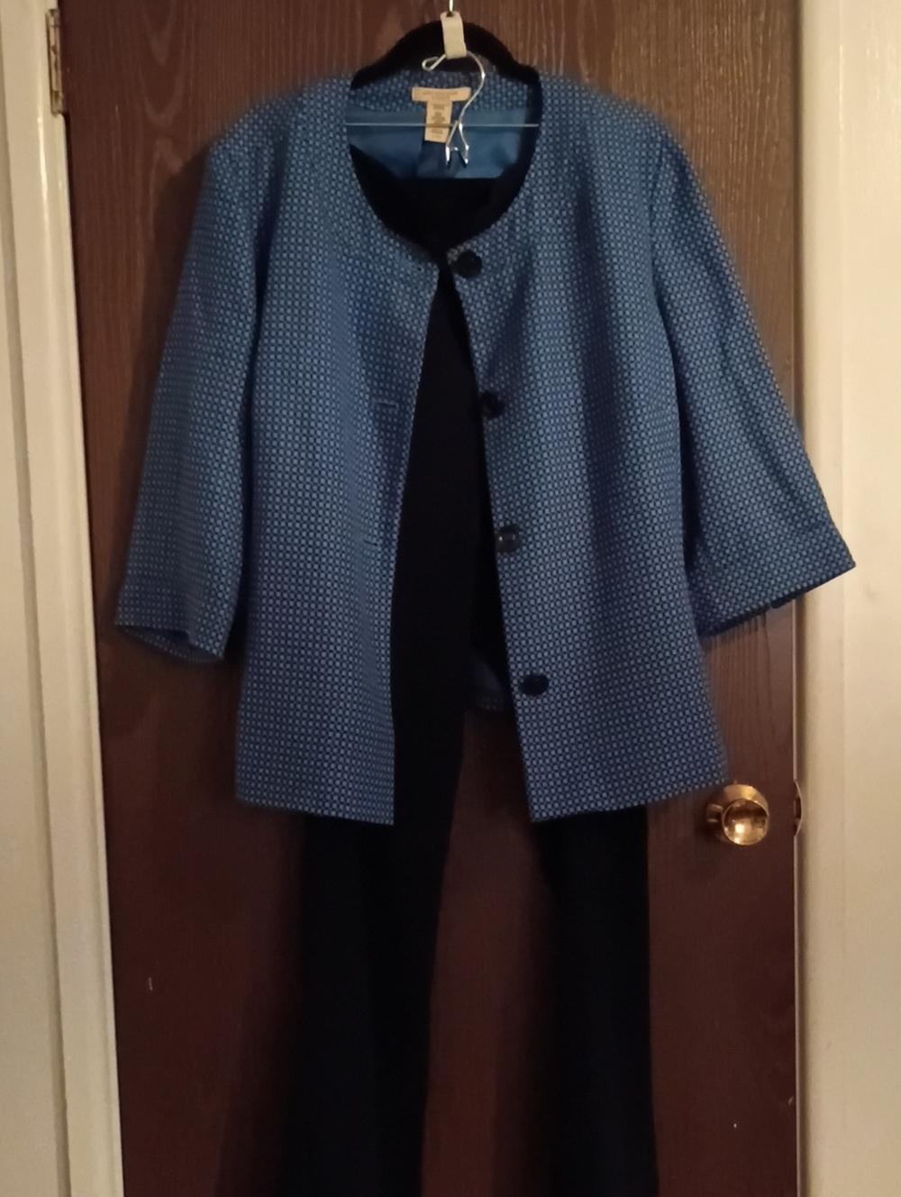 Blue Textured Collarless Women's Jacket With Pants